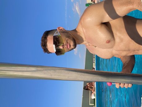 _Adonis Siritt_ meilleur modèle collection