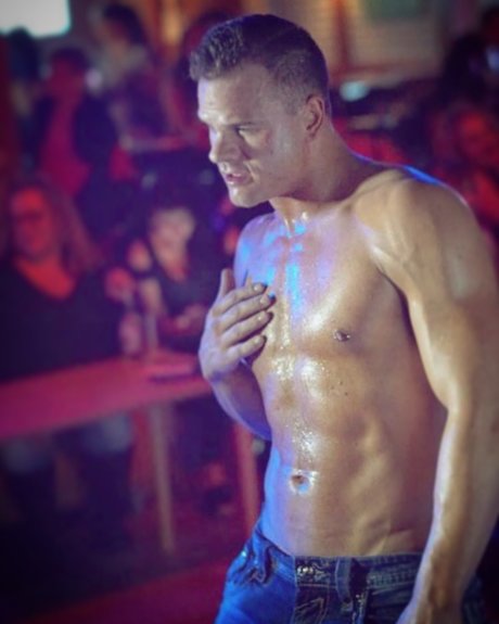 Austin stone actrice chaude img