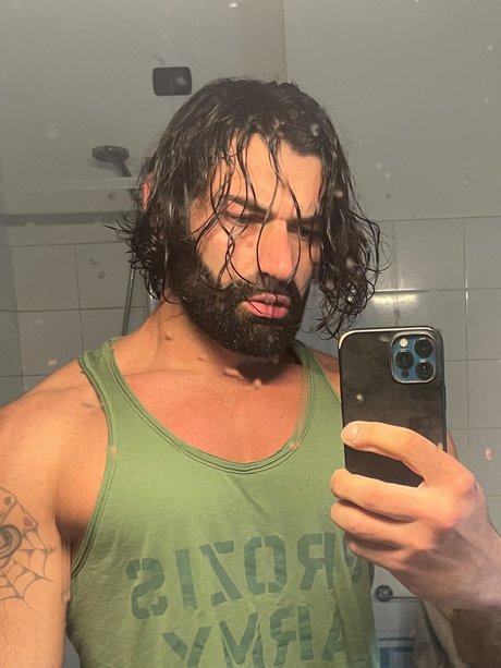 Alessandro Maria Bosio étoile chaude images