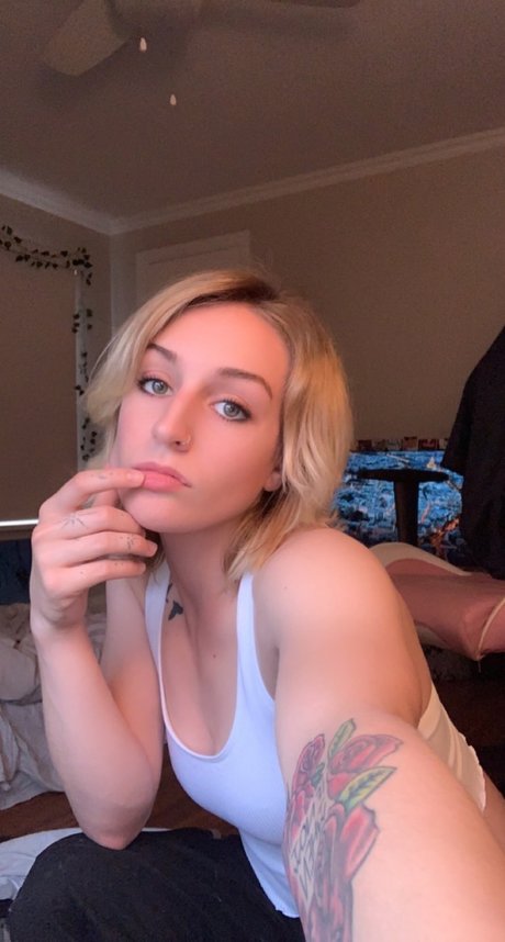 Ally Sweets star du porno sympa image