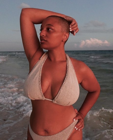 Ocher X étoile chaude image