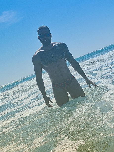 Adrian veracierta modèle xxx collection