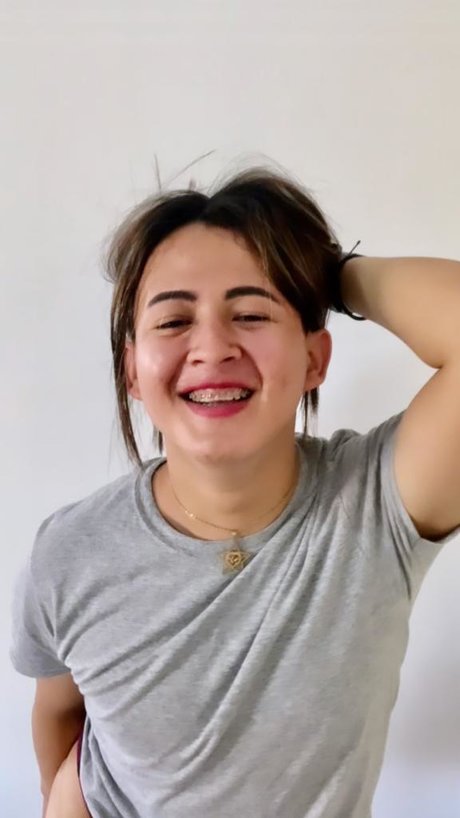 Ale Flowers star du porno nue photo