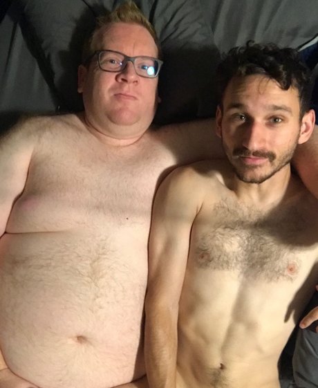 Otter and Bear actrice pornographique des photos