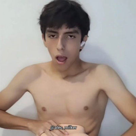 Alec Milker actrice nue img