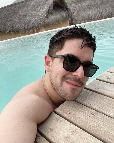 G Araiza Alan modèle magnifique images