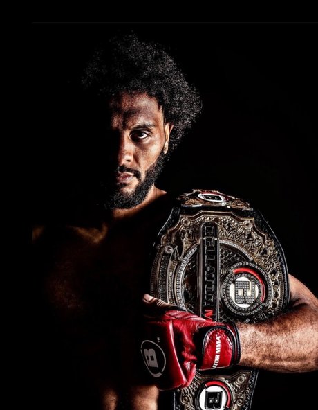 AJ McKee art star du porno img