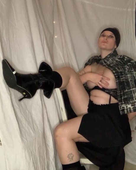 Albtraumaufzweibeinen star du porno xxx images