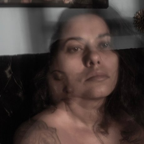 Panmela Castro star du porno belle des photos