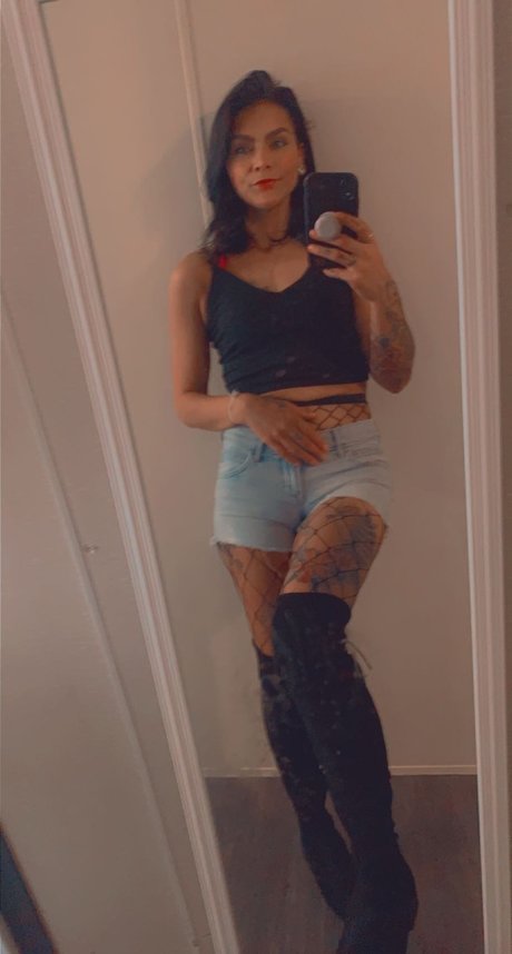 Amanda Hudson modèle gratuit galerie