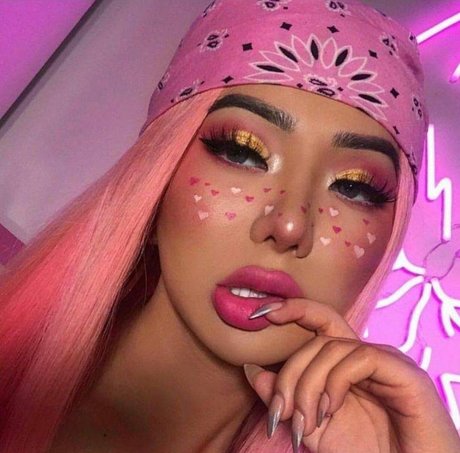 Pink LIL Baddie actrice porno img