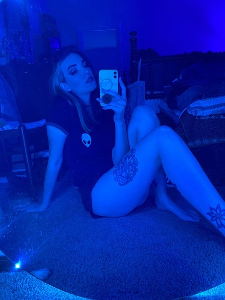 Peaches Pie actrice adulte photos