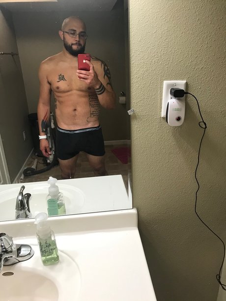 Weird one_ actrice de sexe photos