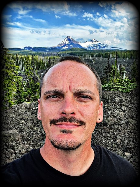 Anthony Lee Thornton nus étoiles image