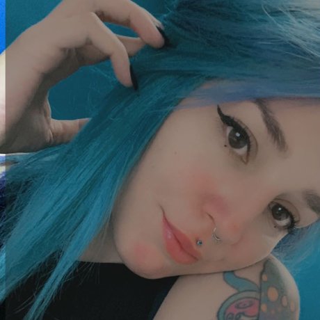 Petricorsg actrice chaude galeries