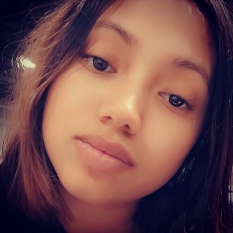 Reynaa actrice artistique photos