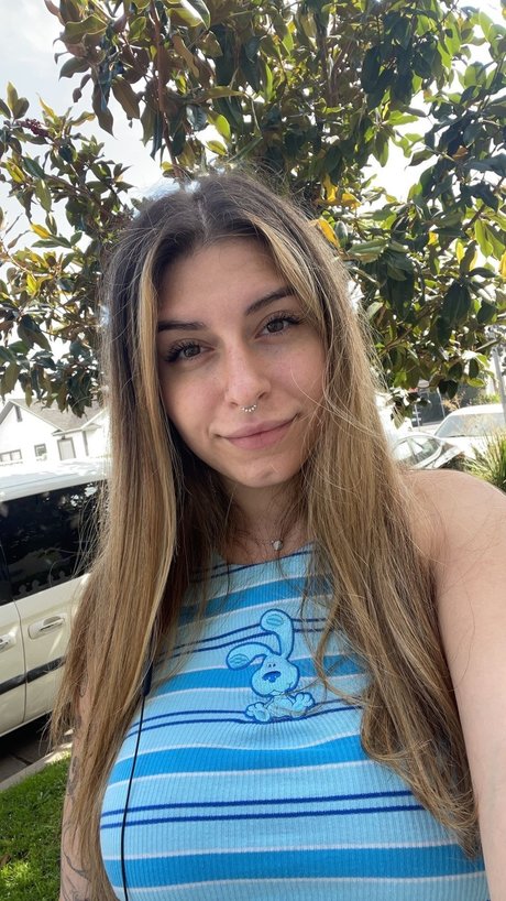 Chloe Kreams NO PPV HAIRY PUSSY SEXTAPES modèles nus photo