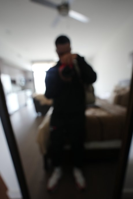 Bratt modèle nu collection