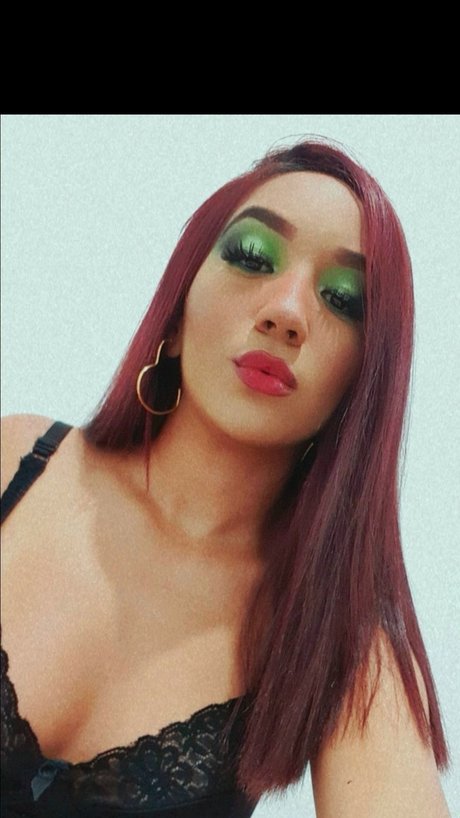 Poliana Santiago actrice xxx galerie