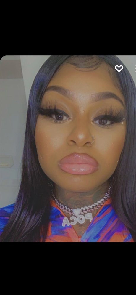 Poca modèle chaud archive