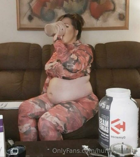 hungrylilkitty modèle érotique des photos