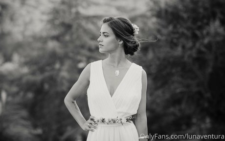 lunaventura modèle pornographique galeries