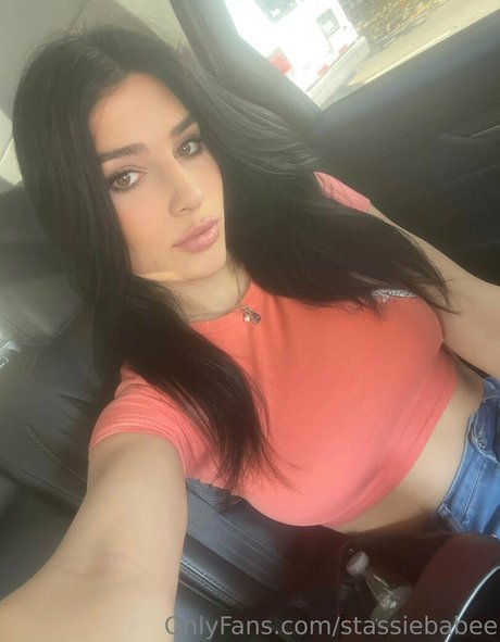 stassiebabee modèle artistique galeries