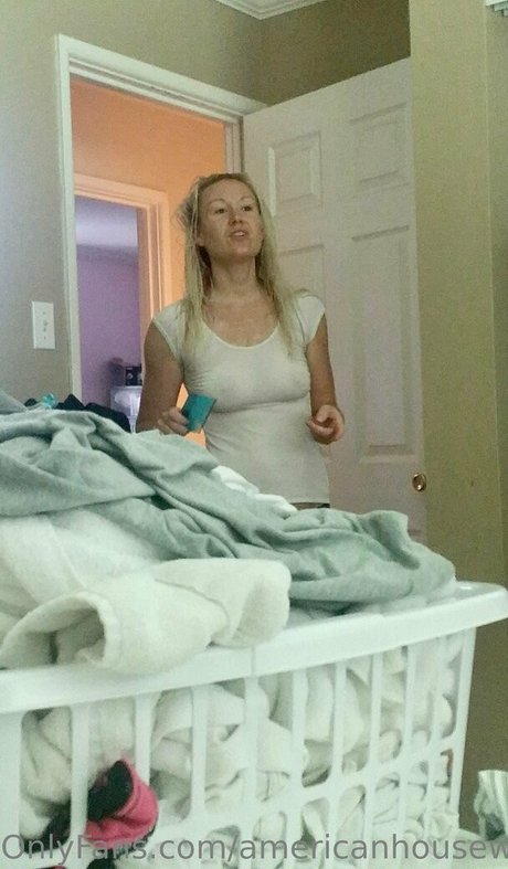 americanhousewife actrice artistique photo