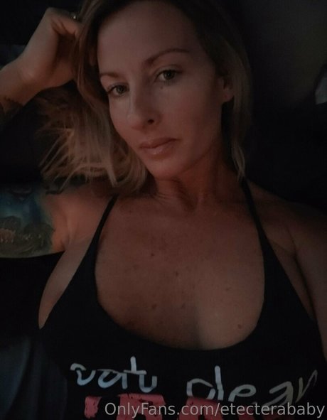 épouse infidèle onlyfans meilleur adulte des photos