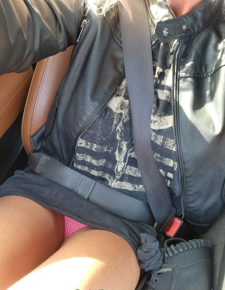 blonde chaude onlyfans sexy parfait archive