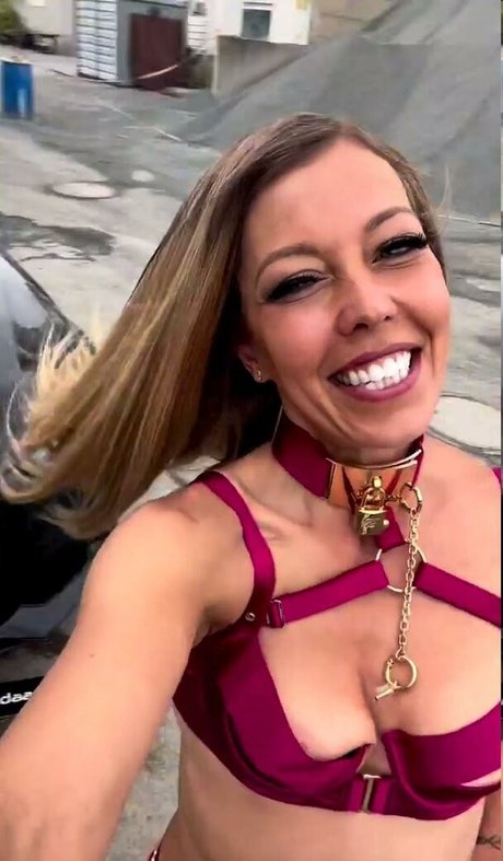 Linda Krieger Mock xxx étoile img