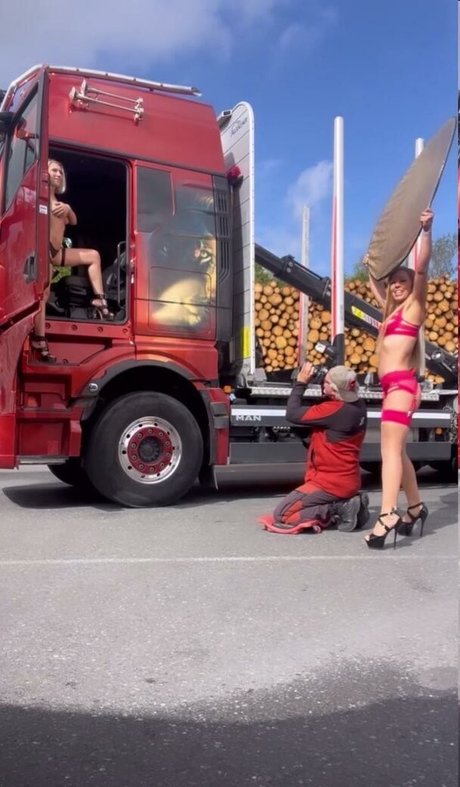 Linda Krieger Mock jolie actrice collection