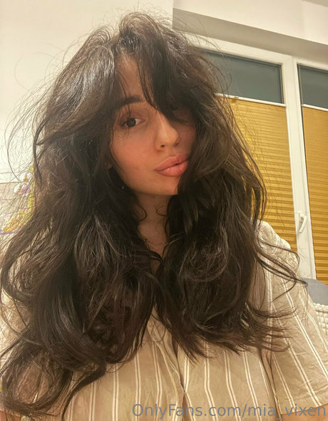 mia vixen star du porno en haute qualité photo