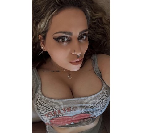 amateurs courbés onlyfans chaud érotique galeries