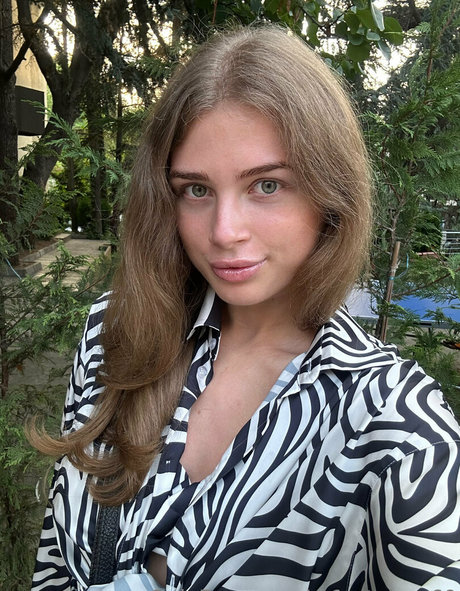 sweetylera69 star du porno gratuit galerie