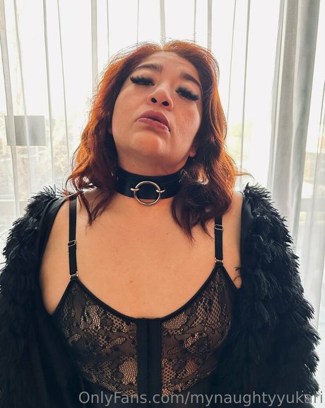 mynaughtyyukari modèle de sexe galerie