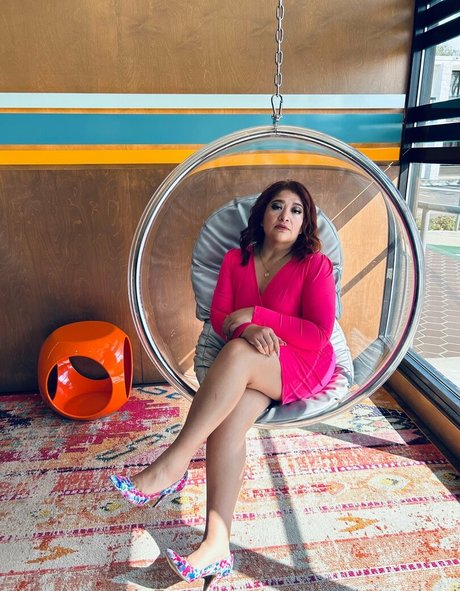 mynaughtyyukari modèle sympa images