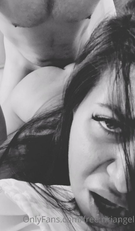 free ririangel modèle de sexe galerie