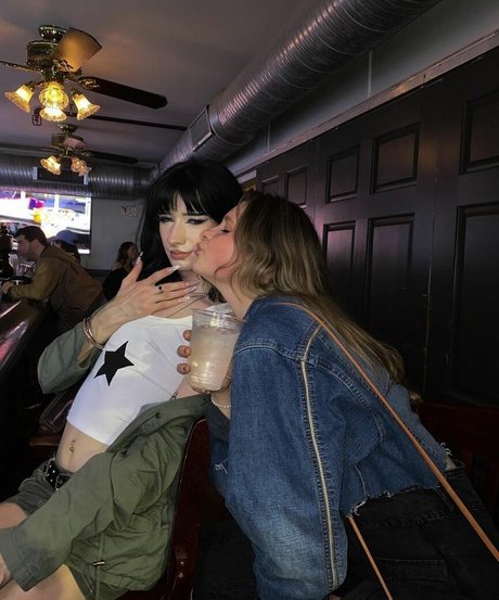 Cherry Darling star du porno sympa photo