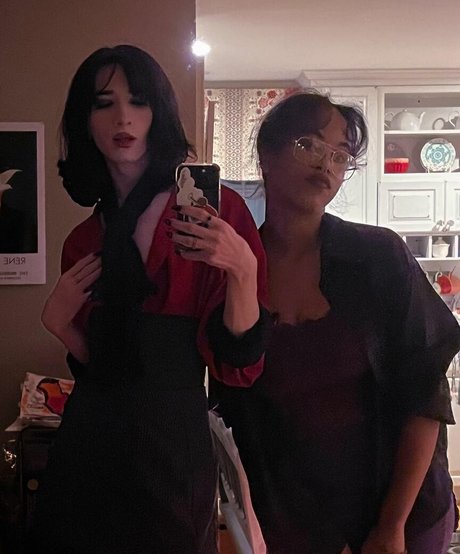 Cherry Darling jolie actrice galeries