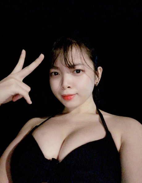 ys0 092 star du porno adulte archive