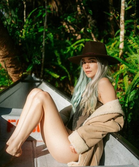 Melodi Flack étoile xxx collection