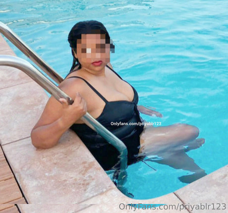 priyablr123 modèle artistique archive