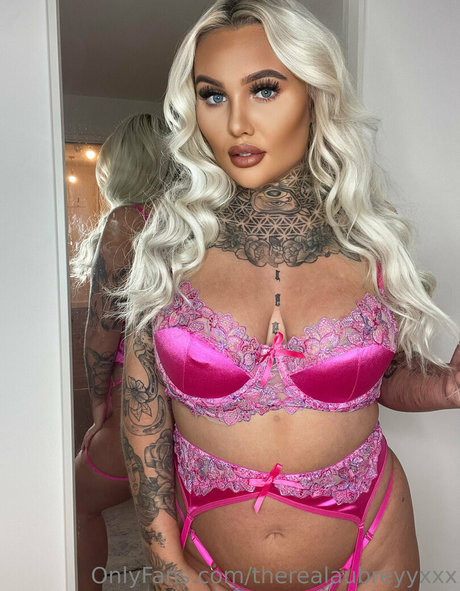 inkedblondieeee étoile hd galeries