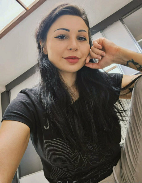 lola pixel Profilfoto