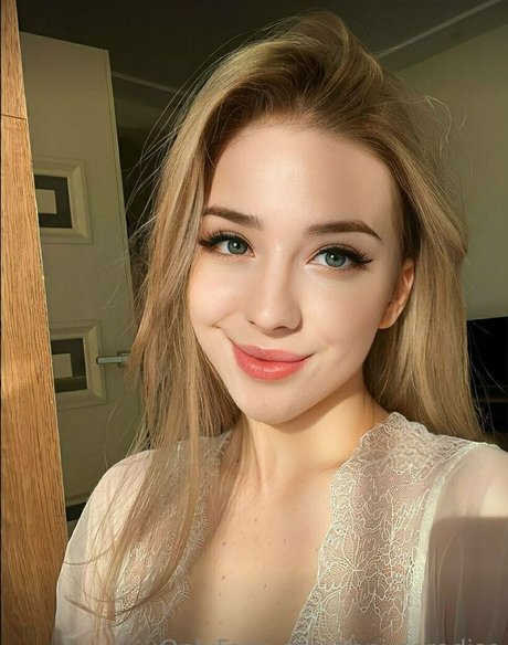 roni paradise étoile adulte galeries