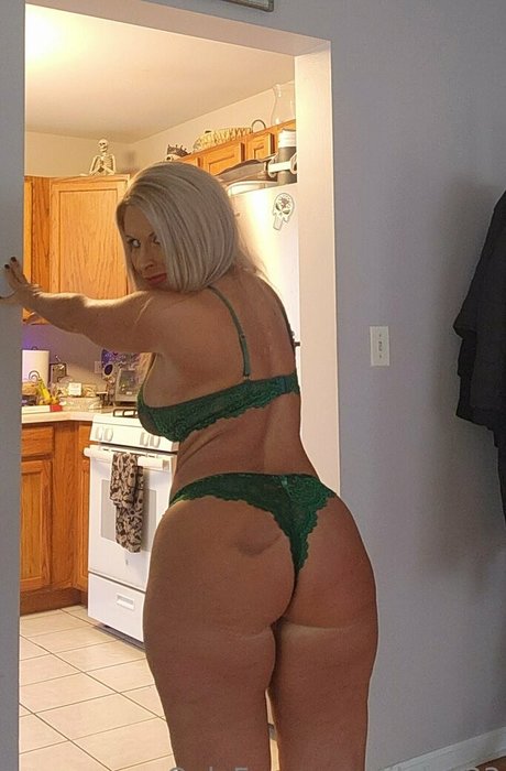 lilylee23 modèle exclusif galerie