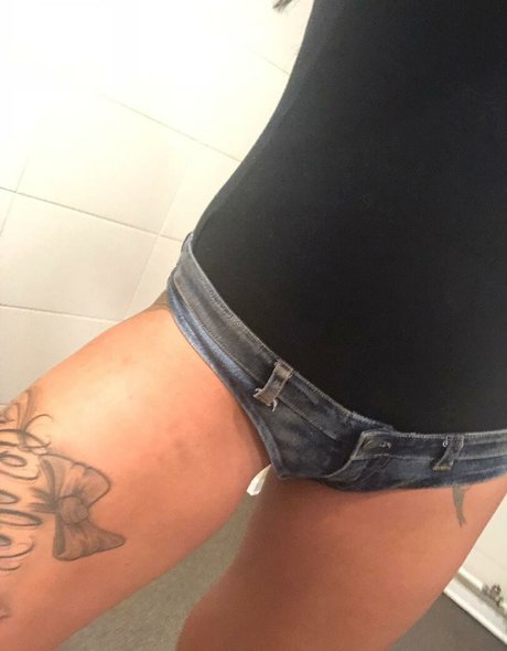 gros seins asiatiques onlyfans haut por photo