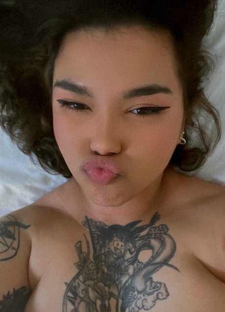 Diana Koyuncu étoile sympa des photos