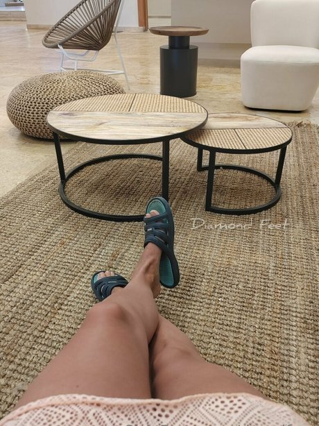 dmndfeet actrice adulte galeries